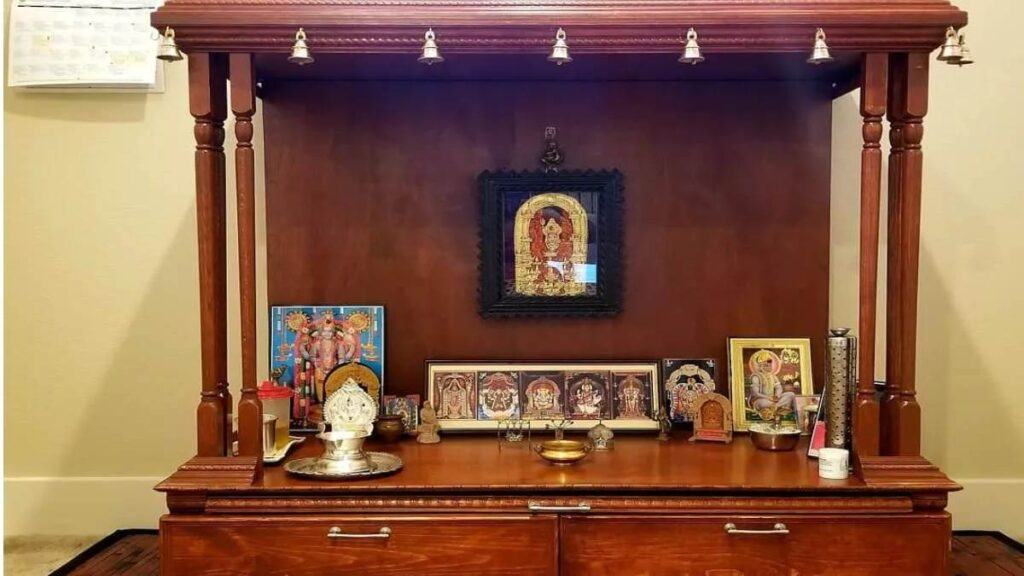 Vastu Advice In Sanatan Dharma, there is a law of lighting incense lamps and incense sticks at the time of worship.  This transmits positive energy in the house.  People worship Gods and Goddesses daily after bathing and meditation.  During this, incense lamps and incense sticks are lit.