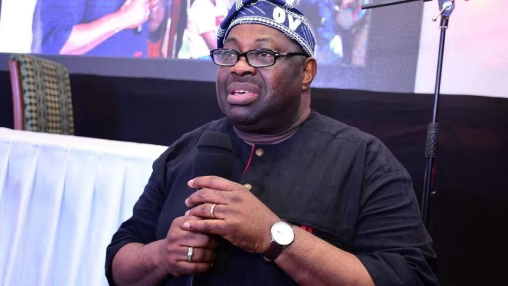 Dele Momodu has been arrested for 8 speeches at APC